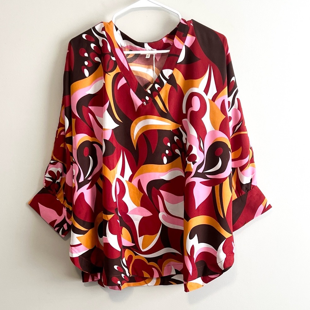 NWT Jodifl V-Neck Dolman Sleeve Havana Abstract Print Blouse